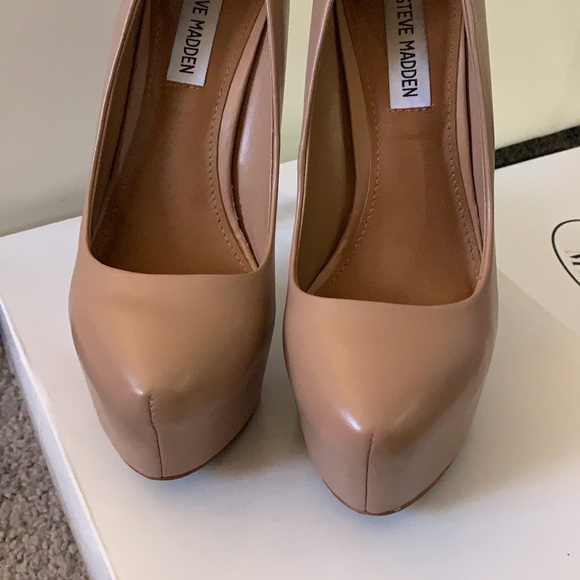 Steve Madden - Deja Vu - Picture 2 of 5